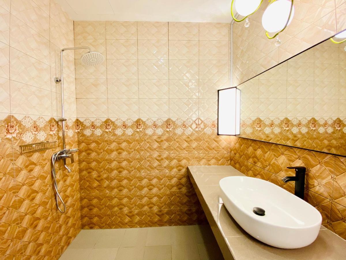 J Boutique Hotel 新张优惠 Muar Bagian luar foto